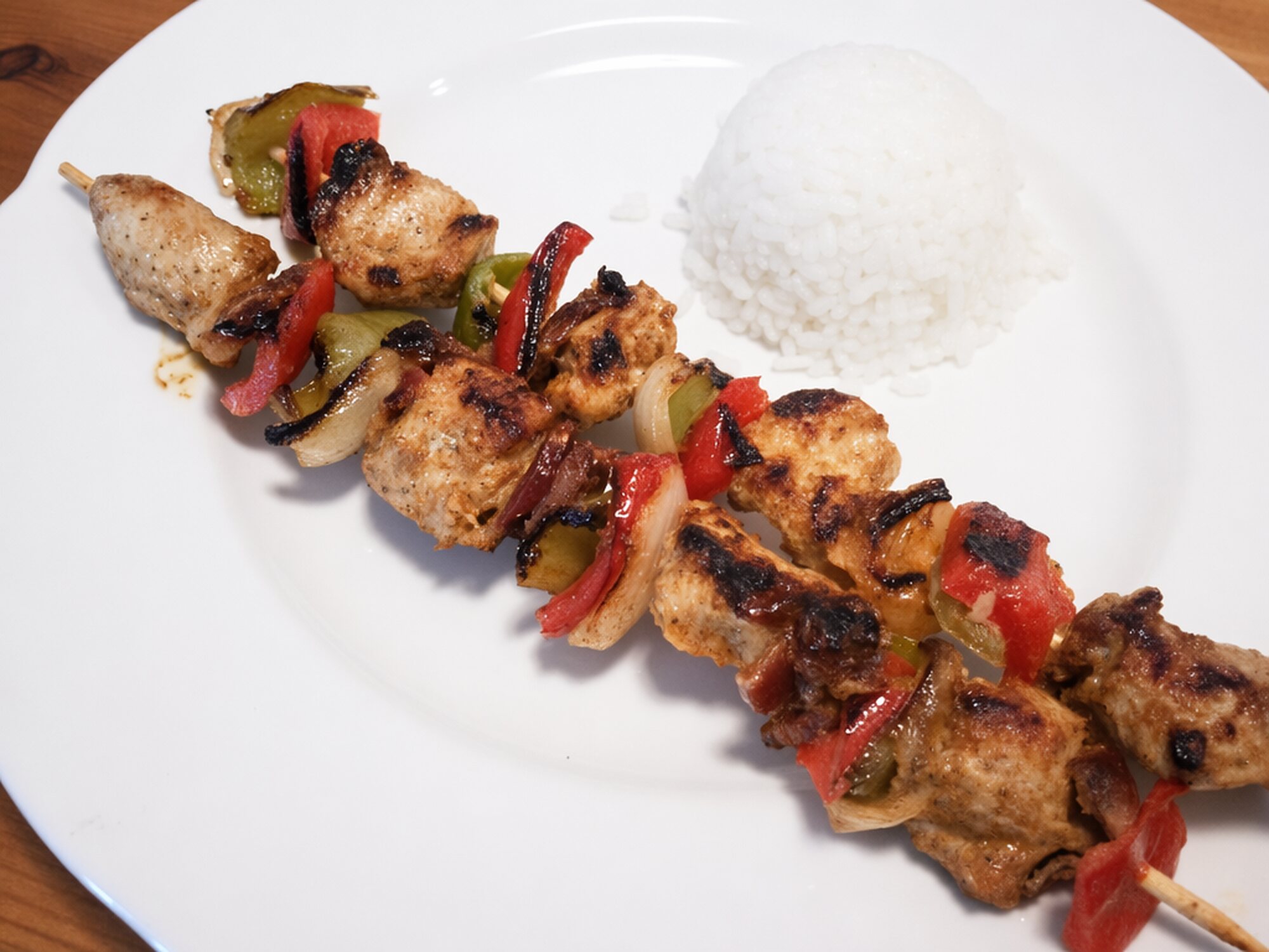Brocheta de Pollo en Adobo con Pimiento y Jamón