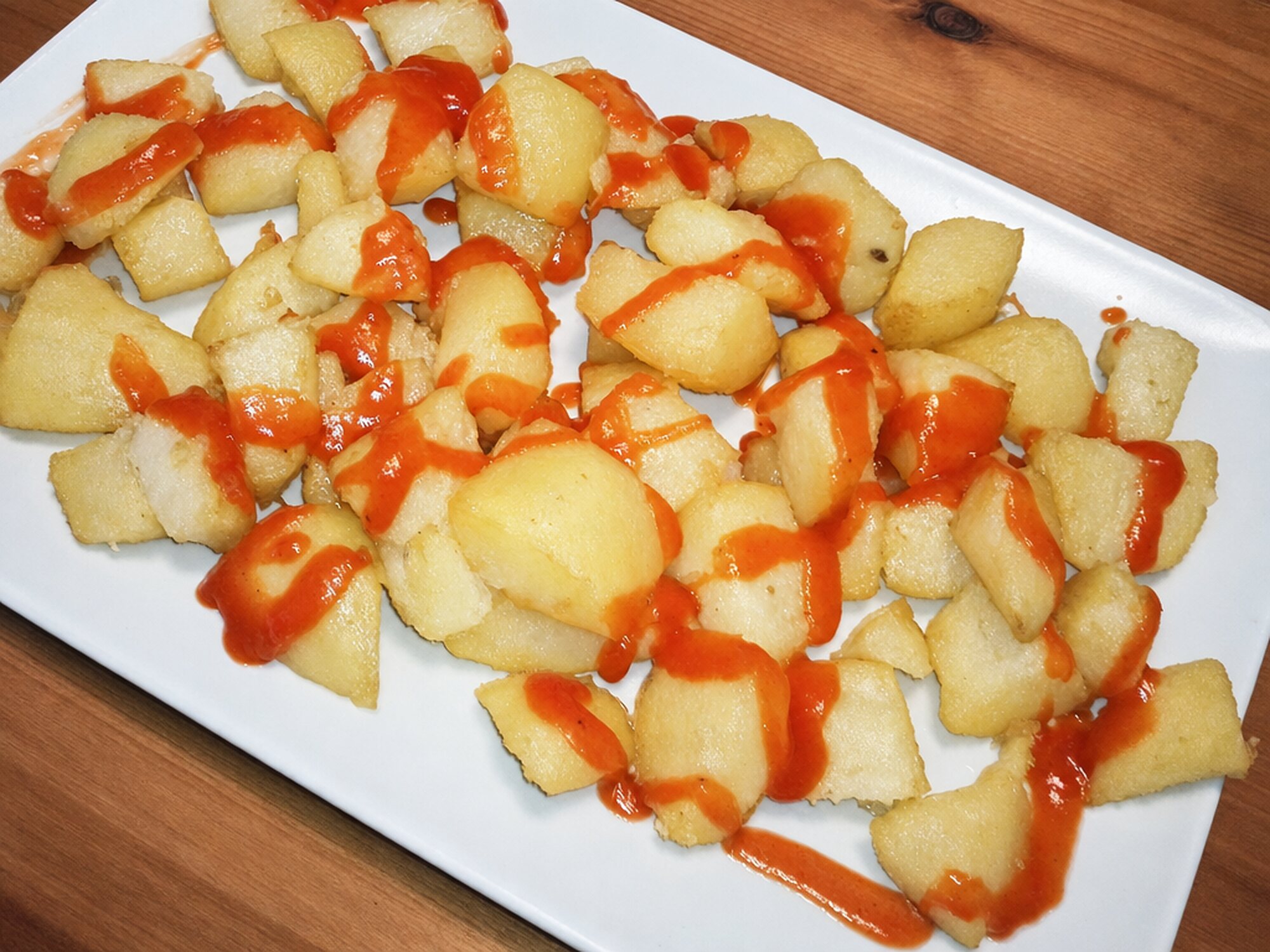 Patatas con Salsa Brava